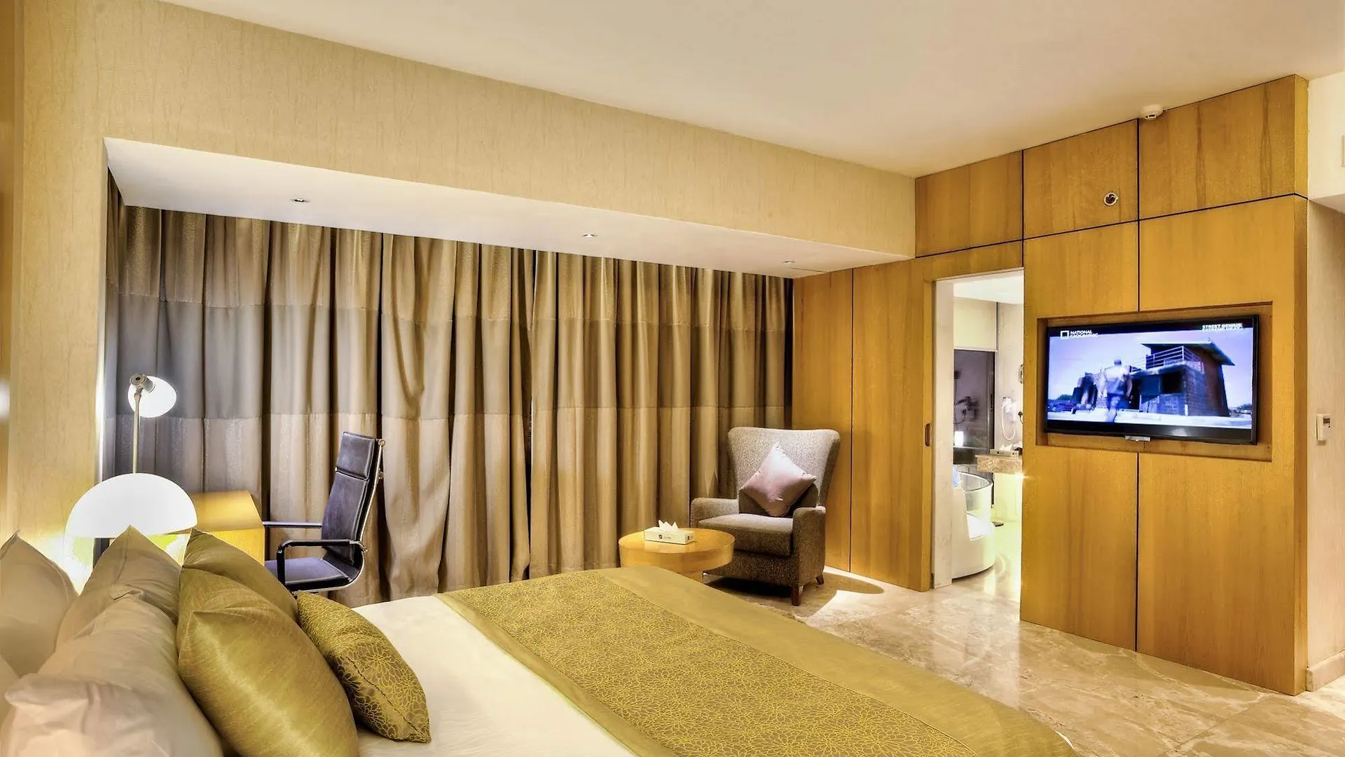 Hotel Lakeshore Banani Dhaka